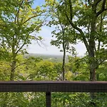 Cozy Tannersville Retreat With Mountain Views!