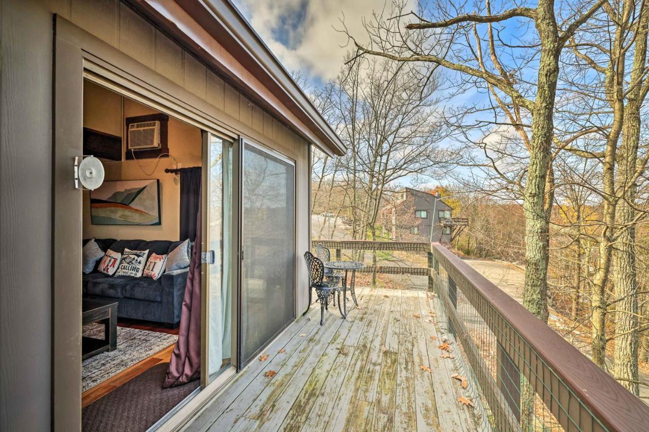 Cozy Retreat With Mountain Views! Holiday home *